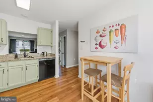 11170 Hamlet Ct, Fredericksburg, VA 22407 - Photo 10