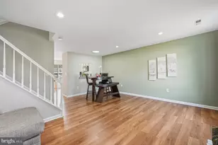 11170 Hamlet Ct, Fredericksburg, VA 22407 - Photo 6