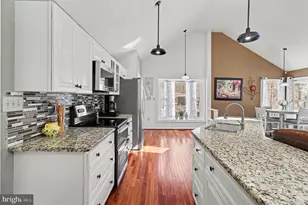 5220 Leavells Crossing Dr, Fredericksburg, VA 22407 - Photo 12