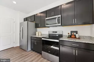 11511 Chalmers Ln, Fredericksburg, VA 22407 - Photo 12