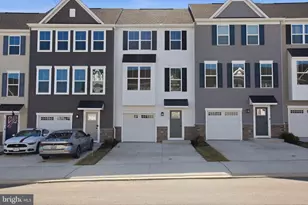 6920 Braxton Spgs Wy, Spotsylvania, VA 22553 - Photo 2