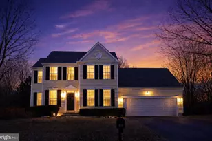 7422 N Katie Dr, Fredericksburg, VA 22407 - Photo 2