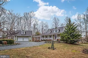 3900 Water Front Ct, Bumpass, VA 23024 - Photo 6