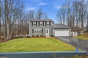 5905 Vista Ct, Fredericksburg, VA 22407 - Photo 2