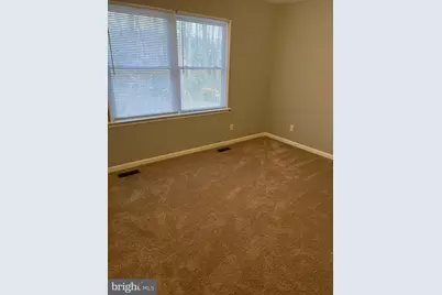 11211 Surry Woods Court, Fredericksburg, VA 22407 - Photo 10