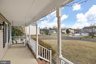 706 Stonewall Ln, Fredericksburg, VA 22407 - Photo 6