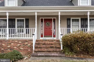 706 Stonewall Ln, Fredericksburg, VA 22407 - Photo 4