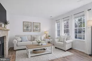 11205 Kensington Pl, Fredericksburg, VA 22407 - Photo 2