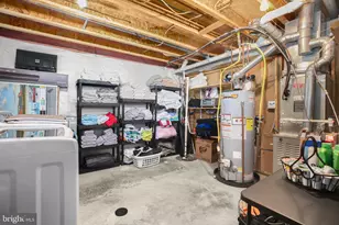 6112 Hot Spring Ln, Fredericksburg, VA 22407 - Photo 34