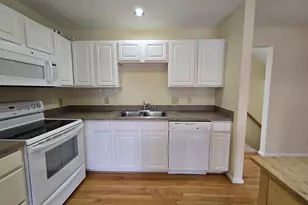 7221 Wytheville Cir, Fredericksburg, VA 22407 - Photo 6