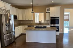 7108 Crown Jewels Ct, Fredericksburg, VA 22407 - Photo 4