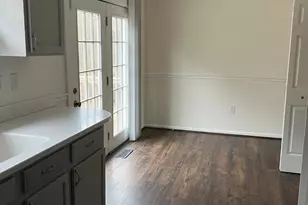 402 Cleveland Ct, Fredericksburg, VA 22407 - Photo 6