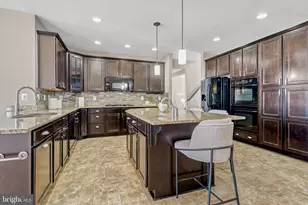 6101 Black Oak Ct, Fredericksburg, VA 22407 - Photo 18