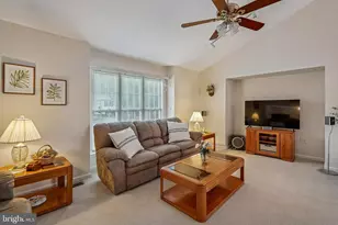 10129 Sharon Springs Dr, Fredericksburg, VA 22408 - Photo 4