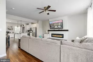 9712 Cedarmass Cir, Fredericksburg, VA 22408 - Photo 14