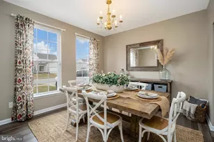 6808 Robnel Ct, Fredericksburg, VA 22407 - Photo 2