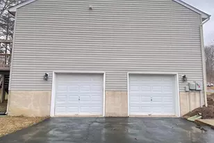 9504 S S Royal Crest Ct, Fredericksburg, VA 22408 - Photo 2