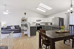 8507 Leslie Ct, Fredericksburg, VA 22407 - Photo 12