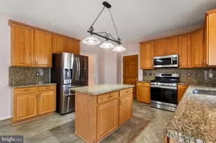 6910 Governors Grant Ln, Fredericksburg, VA 22407 - Photo 16