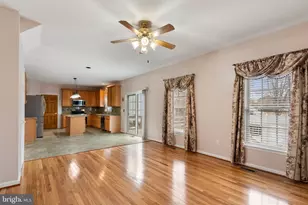 6910 Governors Grant Ln, Fredericksburg, VA 22407 - Photo 12