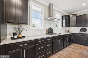 11405 Chalmers Ln, Fredericksburg, VA 22407 - Photo 12