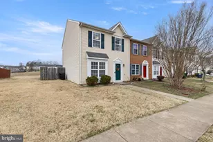 9814 Coventry Creek Dr, Fredericksburg, VA 22408 - Photo 2