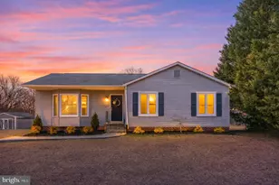 121 Gallimore Dr, Fredericksburg, VA 22407 - Photo 1