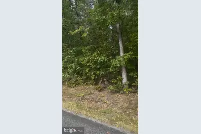 Log Cabin, Beaverdam, VA 23015 - Photo 2