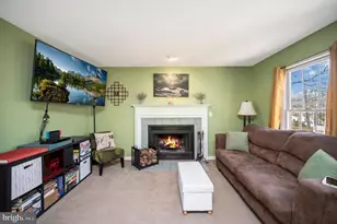 11912 Oakhurst Dr, Fredericksburg, VA 22407 - Photo 8