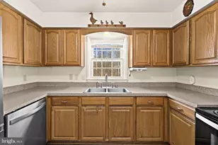 1145 Bernstein Rd, Fredericksburg, VA 22407 - Photo 10