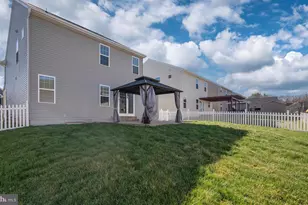 9217 Wood Creek Cir, Fredericksburg, VA 22407 - Photo 22