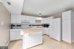 5230 Magnolia Pl, Fredericksburg, VA 22407 - Photo 8