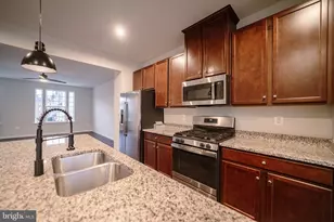 9816 Cedarmass Cir, Fredericksburg, VA 22408 - Photo 40