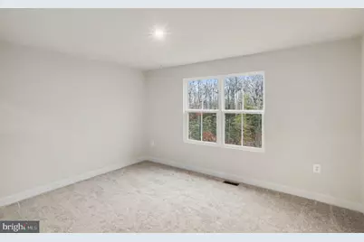 8901 Blackthorne Place, Fredericksburg, VA 22408 - Photo 10