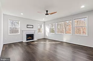 10602 Springvale Ln, Spotsylvania, VA 22551 - Photo 6