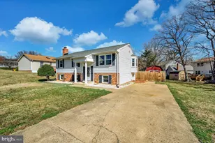 713 Shamrock Dr, Fredericksburg, VA 22407 - Photo 6