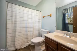 713 Shamrock Dr, Fredericksburg, VA 22407 - Photo 34