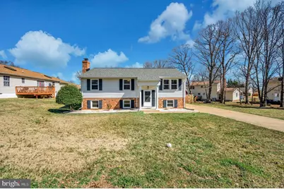 713 Shamrock Drive, Fredericksburg, VA 22407 - Photo 2