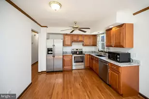 713 Shamrock Dr, Fredericksburg, VA 22407 - Photo 24