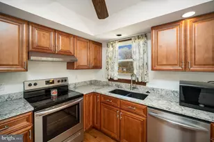 713 Shamrock Dr, Fredericksburg, VA 22407 - Photo 26