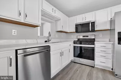 9833 Bartley Court, Fredericksburg, VA 22408 - Photo 8