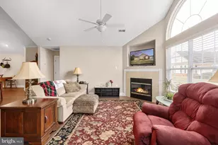 6357 Autumn Leaf Circle, Fredericksburg, VA 22407 - Photo 4