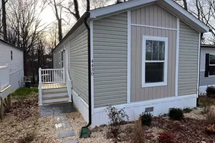 4430 Hotchkiss St, Fredericksburg, VA 22408 - Photo 2