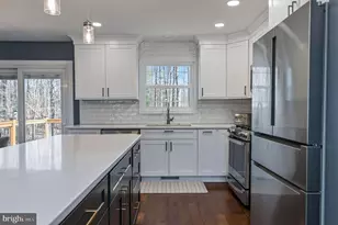 11205 Surry Woods, Fredericksburg, VA 22407 - Photo 14