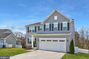 5010 Birch Leaf Cir, Fredericksburg, VA 22407 - Photo 2