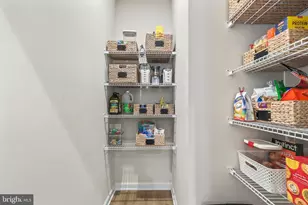 5010 Birch Leaf Cir, Fredericksburg, VA 22407 - Photo 8