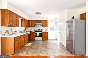 5527 Smith Station Rd, Fredericksburg, VA 22407 - Photo 14