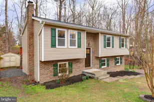 433 Albany St, Fredericksburg, VA 22407 - Photo 2