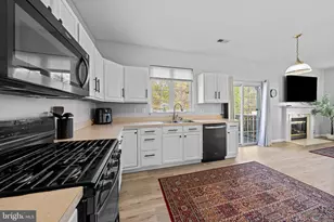 6937 Versaille Dr, Fredericksburg, VA 22407 - Photo 8