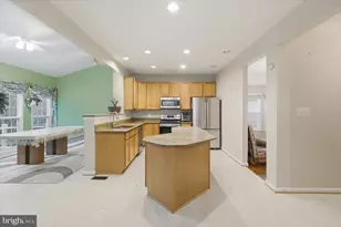 6914 S Dewey Ct, Fredericksburg, VA 22407 - Photo 14